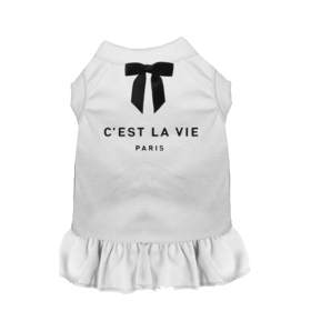 C' EST LA VIE (Color: White, size: medium)